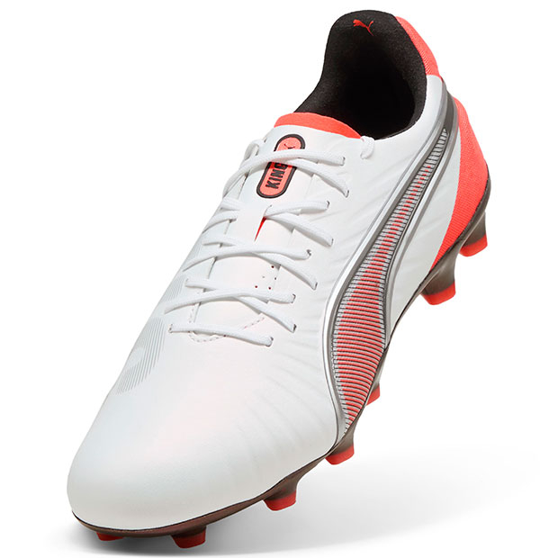 プーマ　キングアルティメット　ホワイトアウト‼️ PUMA プーマ キング アルティメット FG/AG(LONG PILE)(ホワイト