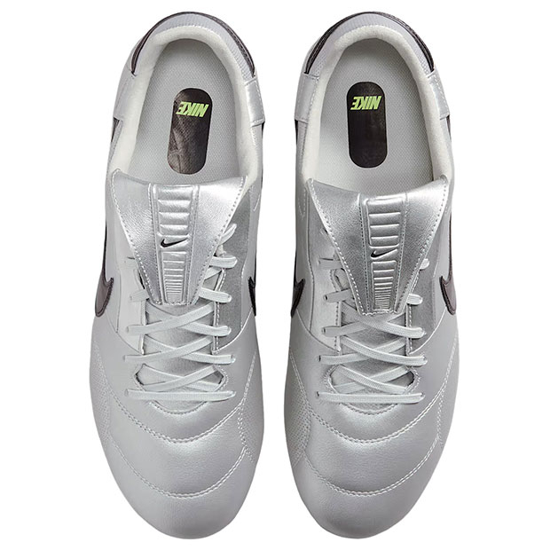 ナイキ　プレミア3 Nike Premier 3 SG-Pro Low-Top Football Boot. Nike LU