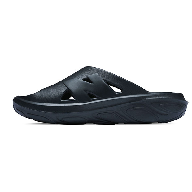 フレッシュサンダル 自然に導かれ、一人一人の旅を支えてきたBIRKENSTOCKの定番