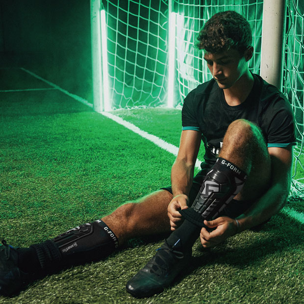 ジュニア YOUTH PRO-S VENTO シンガード ブラック | ゲキサカFCストア